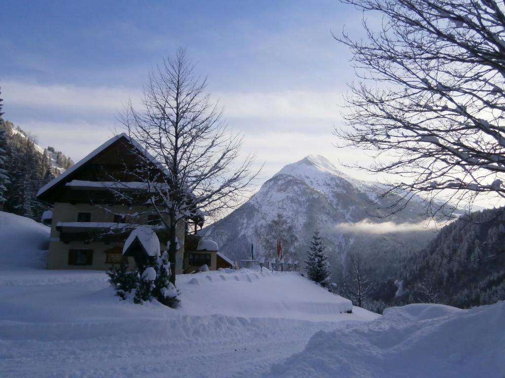 Gasthof Untere Valentinalm Hotel Plöcken Екстериор снимка